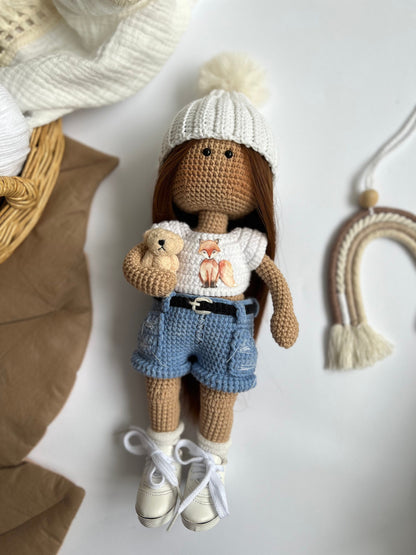 Unique crochet personalized portrait doll, custom portrait doll amigurumi, aunt Christmas gift, sister holiday gift idea, girl nursery decor