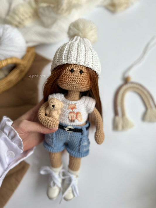 Unique crochet personalized portrait doll, custom portrait doll amigurumi, aunt Christmas gift, sister holiday gift idea, girl nursery decor