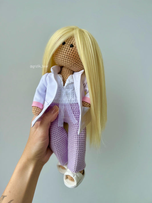 Custom crochet portrait doll from photo, medical student gift, niece Christmas gift, unique personalized doll, future doctor gift idea