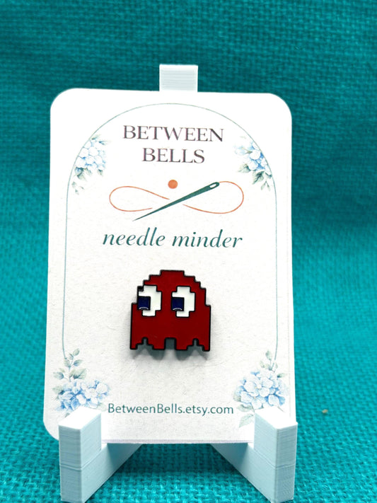 Deep Red Pixel Ghost Needle Minder | Retro Arcade Magnetic Holder for Stitching