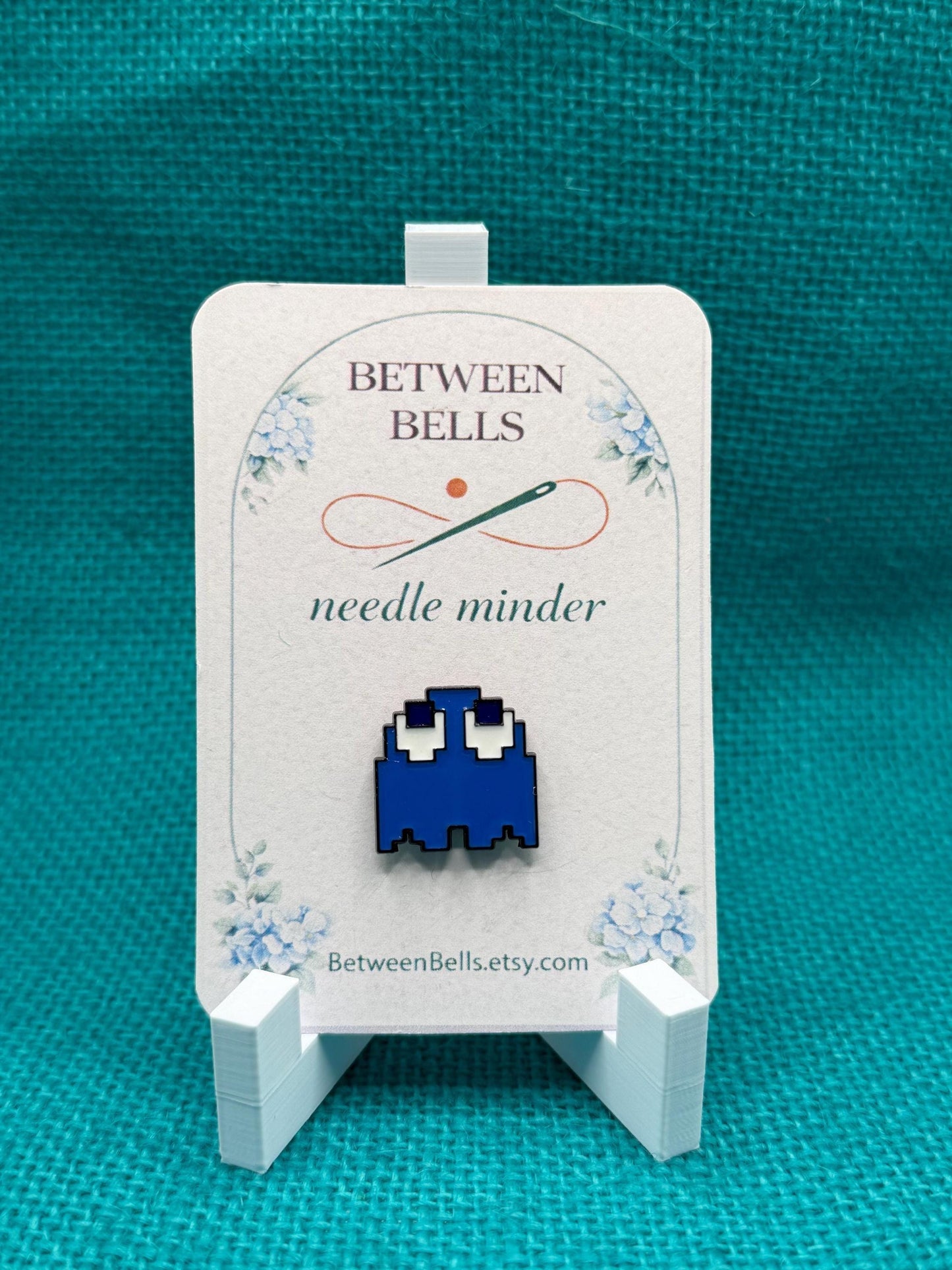 Pixel Ghost Needle Minder | Retro Arcade Magnetic Holder for Stitching