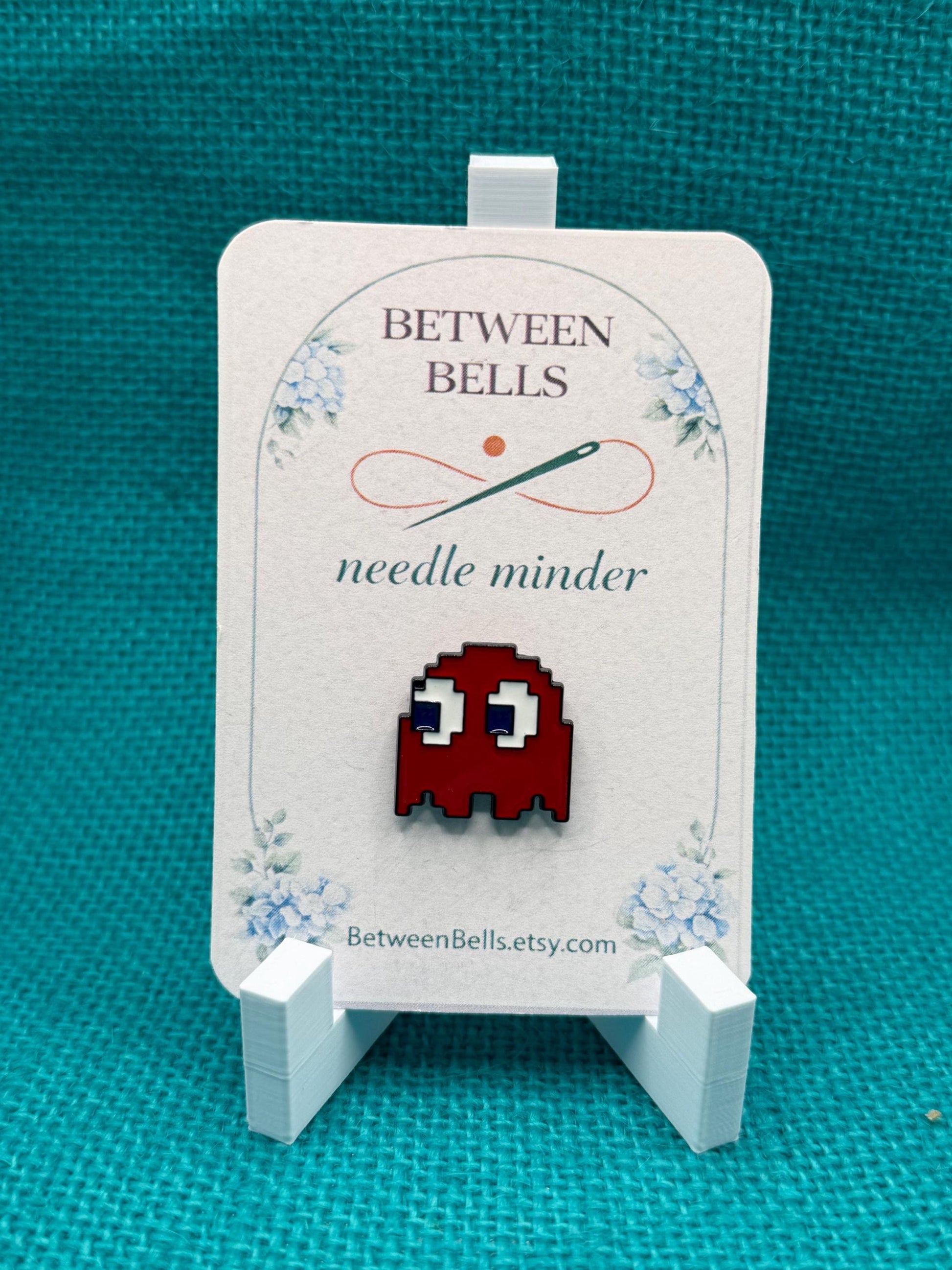 Deep Red Pixel Ghost Needle Minder | Retro Arcade Magnetic Holder for Stitching