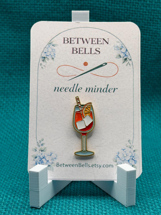 Citrus Cocktail Needle Minder | Iced Drink Magnet | Summer Spritz Design | Bar Cart Aesthetic | Cross Stitch Needle Holder