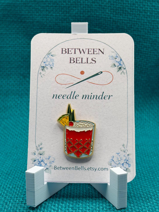 Classic Cocktail Needle Minder | Retro Drink Magnet | Bar Cart Aesthetic | Summer Stitching Accessory | Cross Stitch Needle Holder