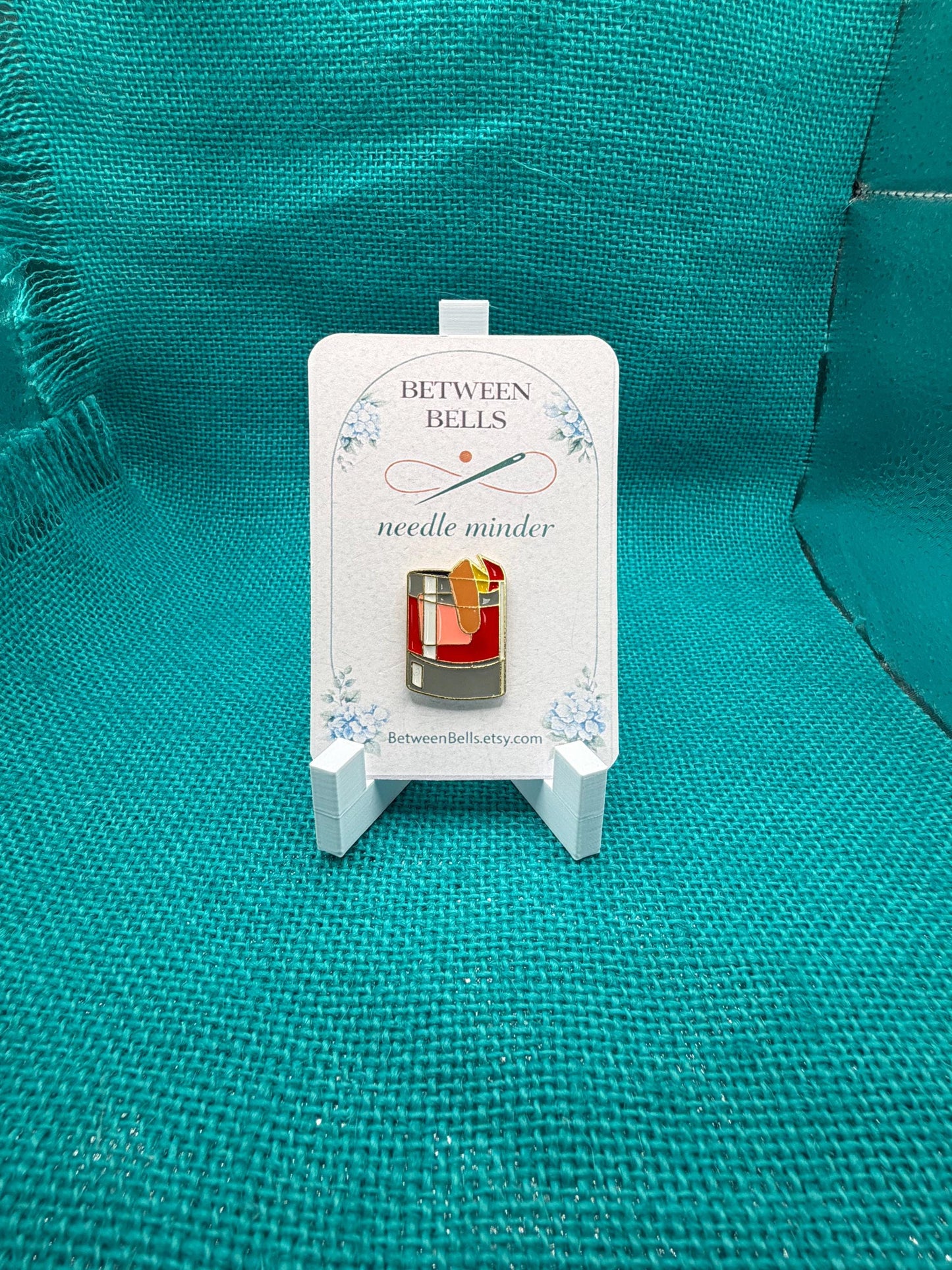 Cherry Cocktail Needle Minder | Retro Drink Magnet | Bar Cart Aesthetic | Classy Cocktail Design | Cross Stitch Needle Holder