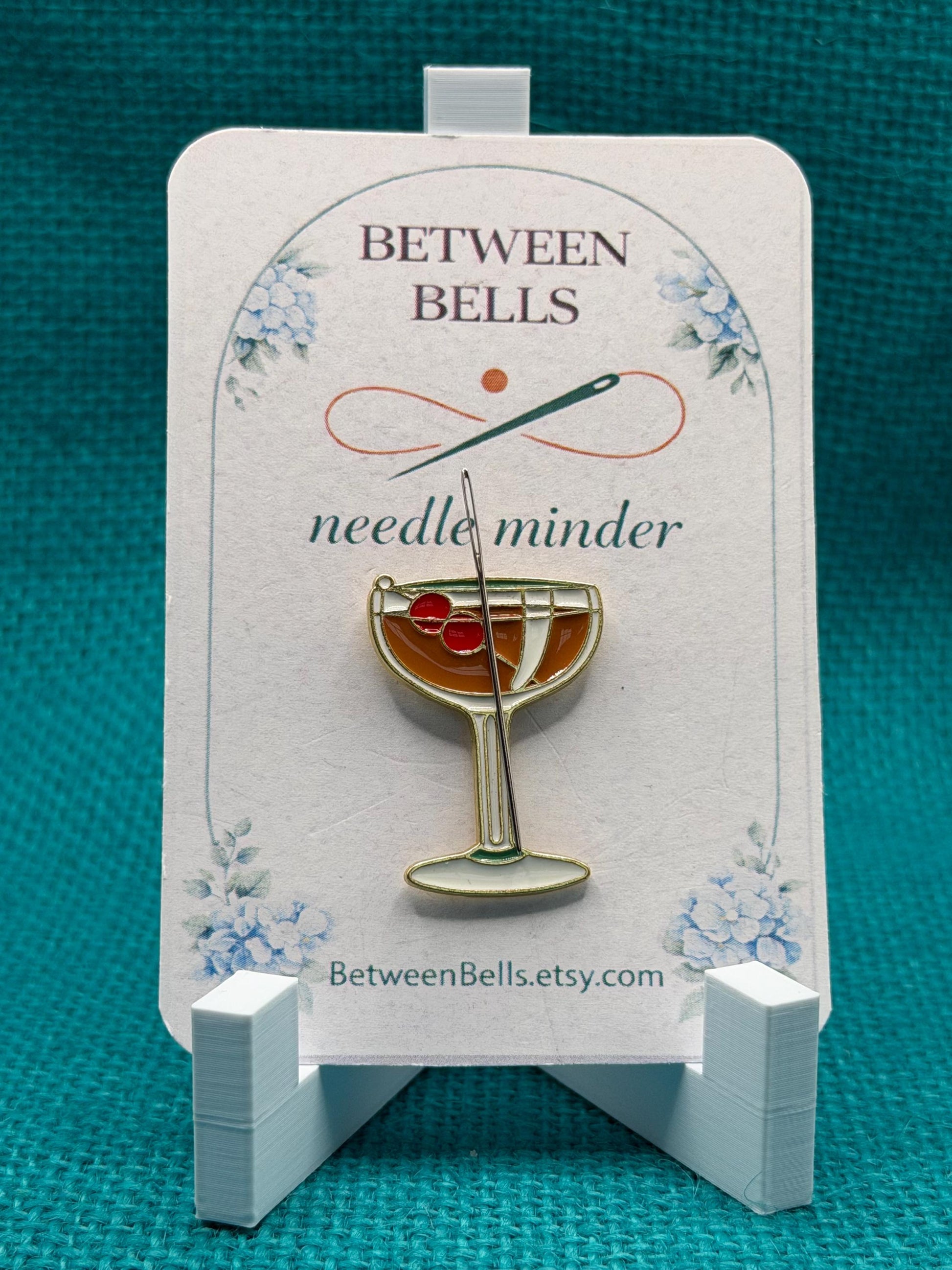 Cherry Cocktail Needle Minder | Vintage Drink Magnet | Bar Cart Aesthetic | Classic Cocktail Design | Cross Stitch Needle Holder