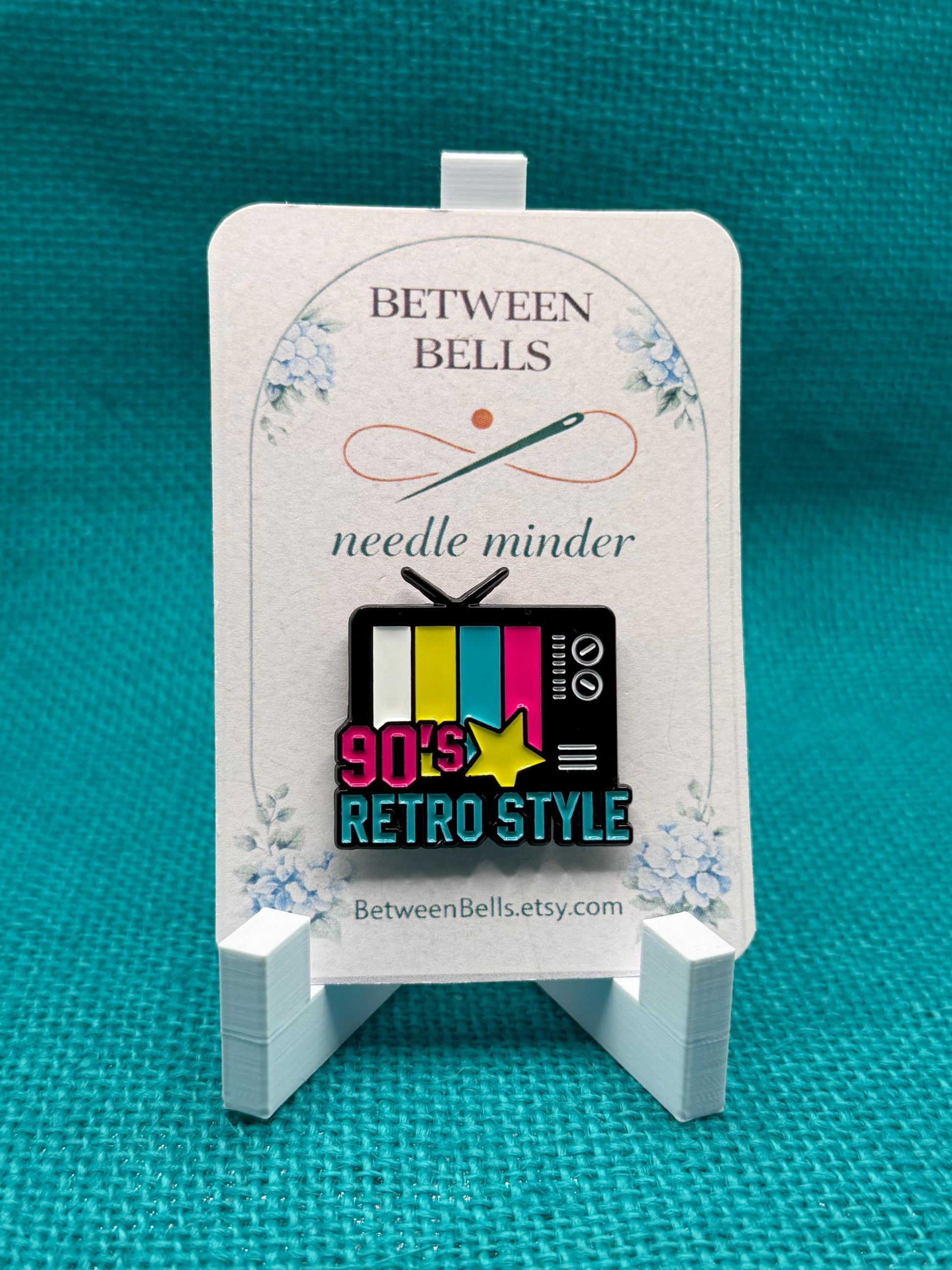 90s Retro Style Needle Minder | Vintage TV Magnet | Nostalgia Aesthetic | Throwback Design | Cross Stitch Needle Holder