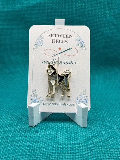Geometric Dog Needle Minder | Modern Polygon Pet Magnet | Minimalist Animal Design | Dog Lover Gift | Cross Stitch Needle Holder