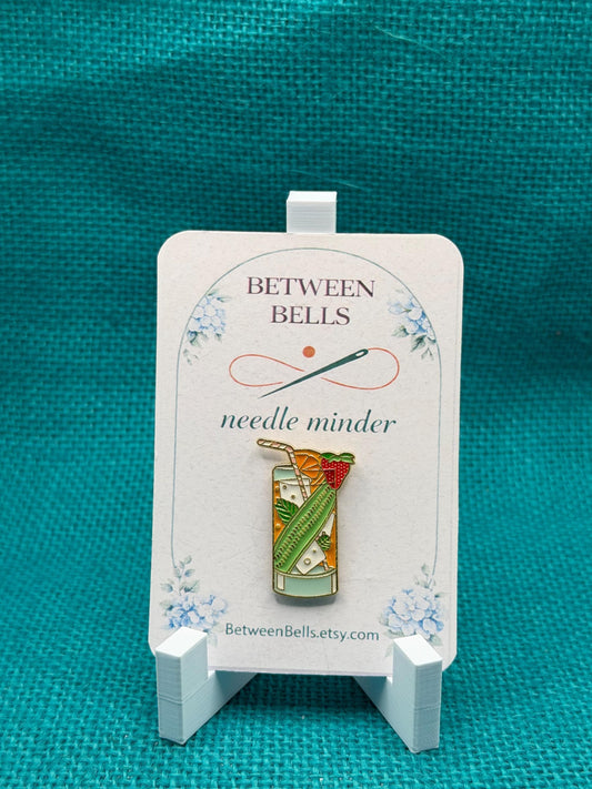 Strawberry Citrus Cocktail Needle Minder | Summer Drink Magnet | Tropical Bar Cart Aesthetic | Cross Stitch Needle Holder