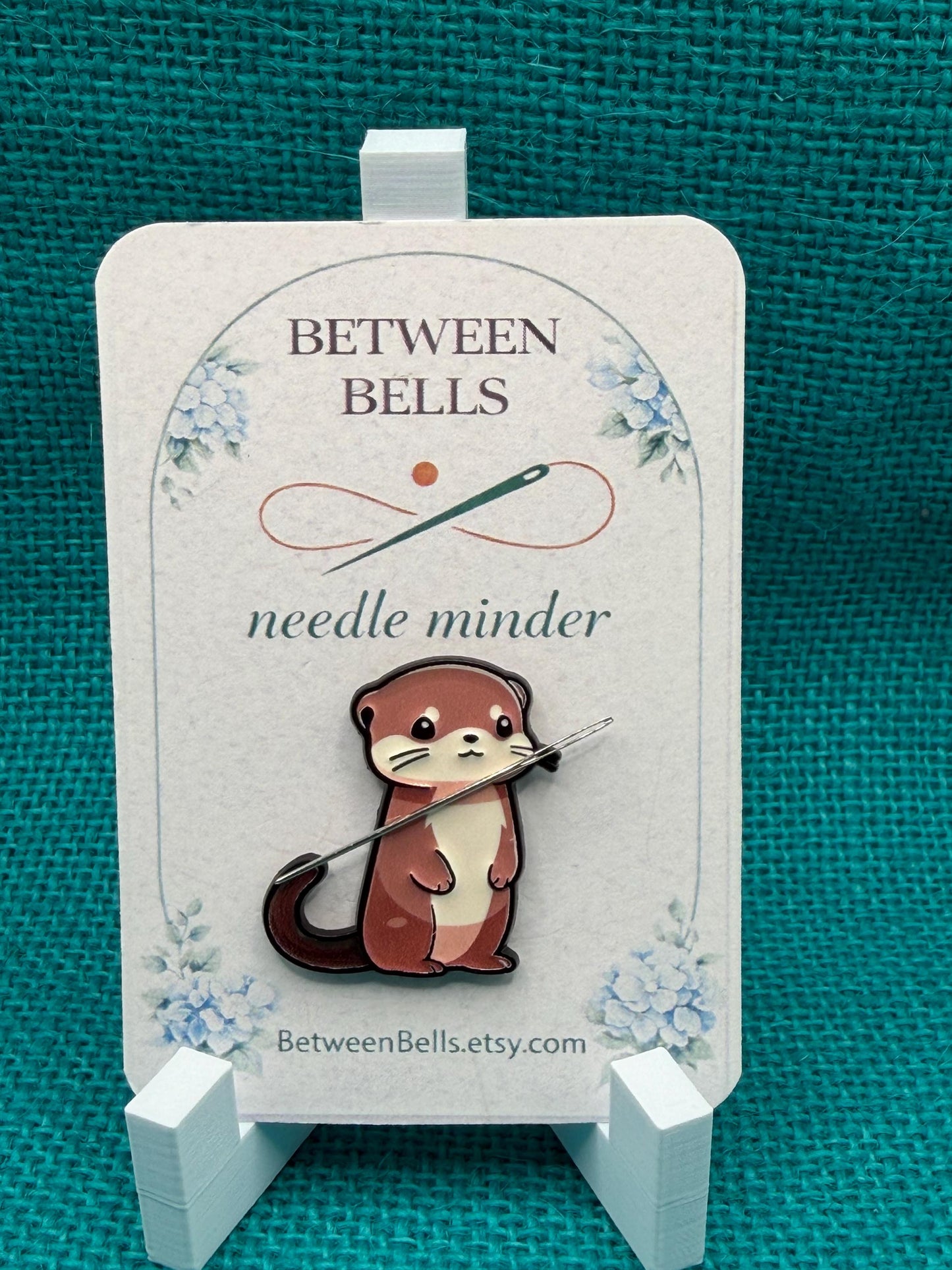 Cute Otter Needle Minder | Adorable River Otter Magnet | Animal Lover Gift | Cross Stitch Needle HolderHolder
